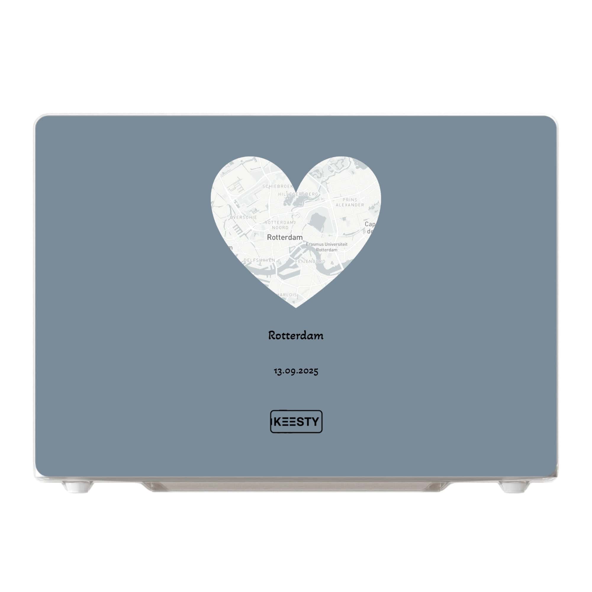 eigen MacBook hoesje maken met stad en liefde
